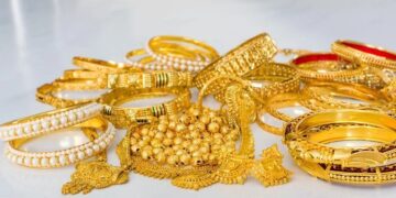 স্বর্ণের দাম বাড়ল ভরিতে ২ লাখ ৬১ হাজার ৪০ টাকা