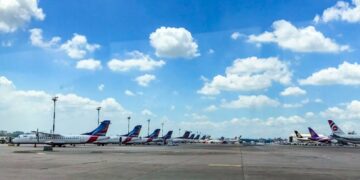 বাংলাদেশ থেকে মধ্যপ্রাচ্যের সব ফ্লাইট স্থগিত