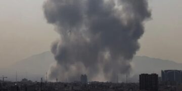 ইরানে ইসরায়েল-যুক্তরাষ্ট্রের যৌথ হামলা