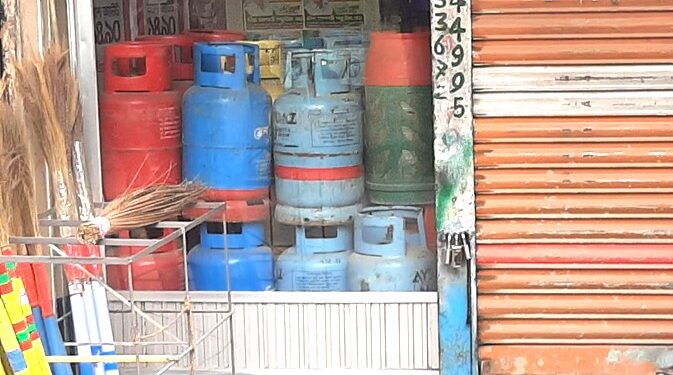 এলপিজি ব্যবহার করছেন? জরুরি কিছু পরামর্শ