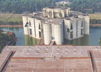 জাতীয় সংসদের দক্ষিণ প্লাজায় আজ নতুন সরকারের শপথ