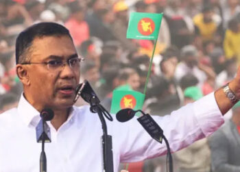 শফিকুর রহমান ও নাহিদ ইসলামের বাসায় যাবেন তারেক রহমান