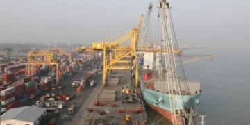 এনসিটি ইস্যুতে চট্টগ্রাম বন্দরের আরও ১২ কর্মকর্তা বদলি