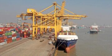 চট্টগ্রাম বন্দরে ফের অনির্দিষ্টকালের জন্য ধর্মঘট