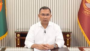 ছুটির দিনেও প্রথমবার অফিস করলেন প্রধানমন্ত্রী তারেক রহমান