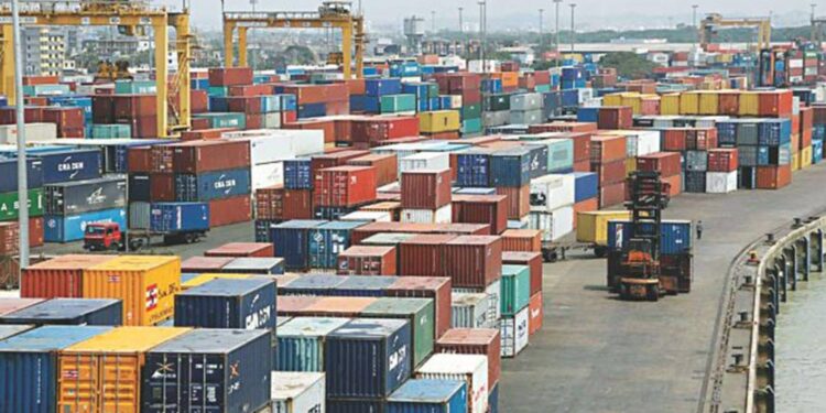 জরুরি বৈঠকে বসছে চট্টগ্রাম বন্দর কর্তৃপক্ষ, থাকবেন উপদেষ্টা