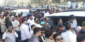 শপথ নিতে সংসদ ভবনে আসছেন নবনির্বাচিত এমপিরা