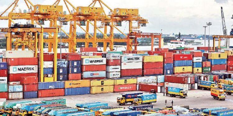 টানা ধর্মঘটের পর সচল চট্টগ্রাম বন্দর