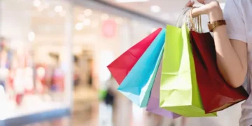 সারা দেশে দুই দিন দোকান ও শপিং মল বন্ধ থাকবে নির্বাচনের জন্য