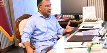 ঈদের পর অফিস খুলতেই সচিবালয়ে প্রধানমন্ত্রী