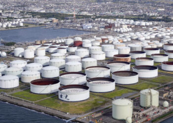 জাতীয় মজুদ থেকে তেল ছাড়বে জাপান