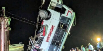 পদ্মায় বাস ডুবি: মৃতের সংখ্যা বেড়ে ২৬