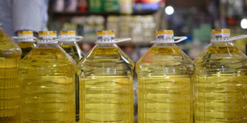 স্বল্পআয়ের মানুষদের জন্য ৩ কোটি লিটার ভোজ্যতেল কিনবে সরকার