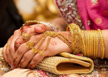 আজও সোনার দাম বাড়লো ভরিতে ২৭০৪৩০ টাকা