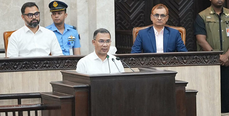 খেলোয়াড়দের রাজনীতিতে না জড়ানোর আহ্বান প্রধানমন্ত্রীর