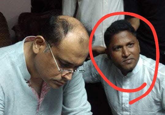 আনোয়ারায় পলাতক আসামী সেলিম প্রকাশ (কুত্তা সেলিম) গ্রেফতার