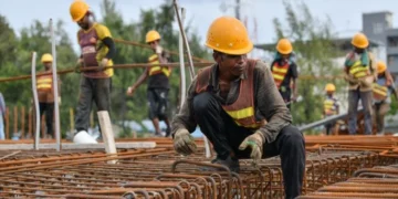 মালয়েশিয়াসহ বন্ধ শ্রমবাজার চালুর উদ্যোগ সরকারের