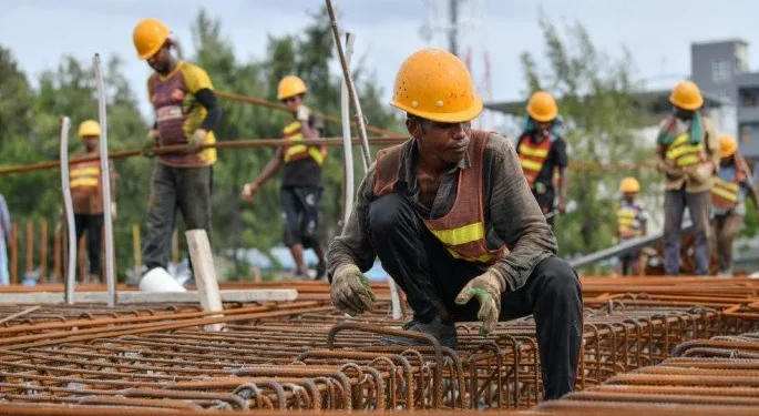 মালয়েশিয়াসহ বন্ধ শ্রমবাজার চালুর উদ্যোগ সরকারের