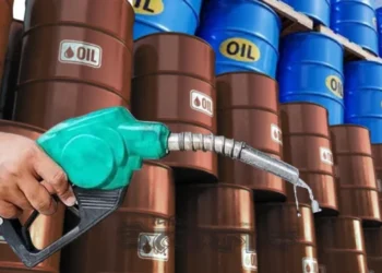 এপ্রিলে বাড়ছে না জ্বালানি তেলের দাম