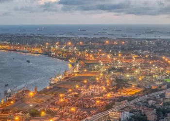 ২৭,০০০ টন ডিজেল নিয়ে চট্টগ্রাম বন্দরে ভিড়ল ট্যাংকার