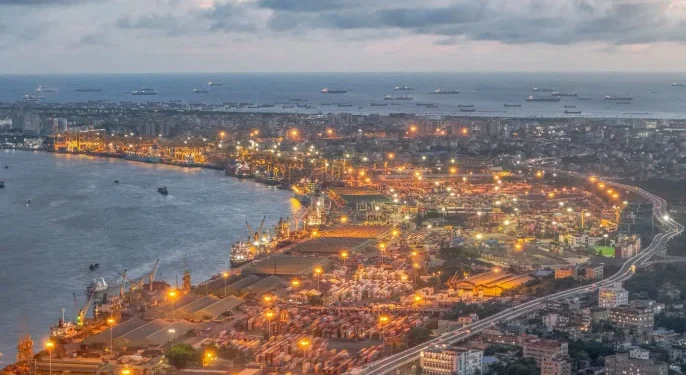 ২৭,০০০ টন ডিজেল নিয়ে চট্টগ্রাম বন্দরে ভিড়ল ট্যাংকার