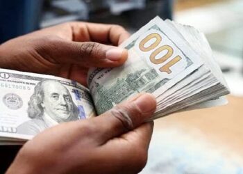 মধ্যপ্রাচ্য সংকটে দেশে বাড়লো ডলারের দাম