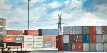 জুলাই-ফেব্রুয়ারিতে রপ্তানি আয় কমেছে ৩.১৫ শতাংশ