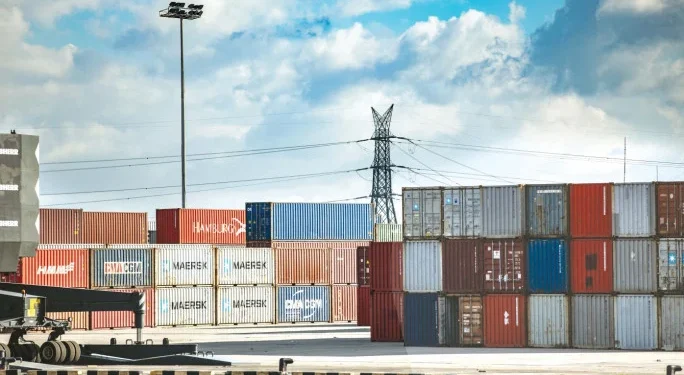 জুলাই-ফেব্রুয়ারিতে রপ্তানি আয় কমেছে ৩.১৫ শতাংশ