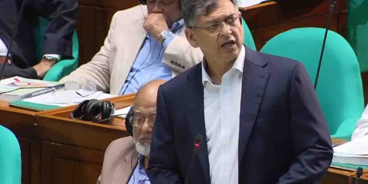 প্রধানমন্ত্রীর অবর্তমানে যে দায়িত্ব পালন করবেন স্বরাষ্ট্রমন্ত্রী