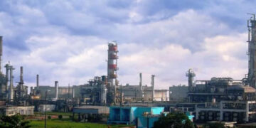 ইস্টার্ন রিফাইনারি ক্রুড অয়েলের মজুতেও টান