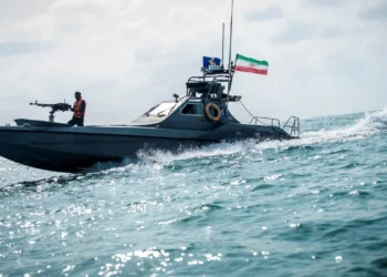 ওমান উপকূলে মার্কিন সামরিক জাহাজে ইরানের হামলা