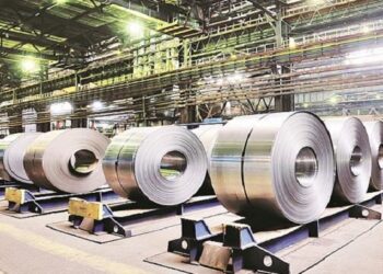 এবার স্ক্র্যাপ ও জ্বালানি সংকটে থমকে ইস্পাত শিল্প