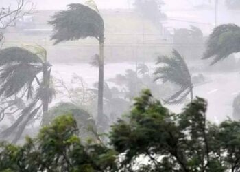 ৪ অঞ্চলে তীব্র ঝড়ের আভাস