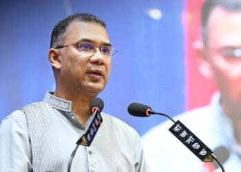 জ্বালানি মজুত ও চোরাচালান রোধে কঠোর ব্যবস্থার নির্দেশ প্রধানমন্ত্রীর