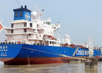 ২৭ হাজার ৩০০ টন ডিজেল নিয়ে বন্দরে ভিড়লো জাহাজ