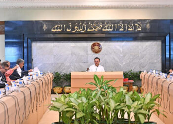 জ্বালানি সংকট মোকাবিলায় বাজেট সহায়তা দেবে এআইআইবি