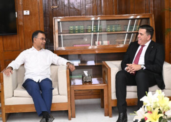 প্রধানমন্ত্রীর সঙ্গে অষ্ট্রেলিয়ার পার্লামেন্ট স্পিকারের সাক্ষাৎ