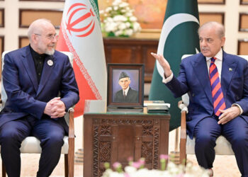 ইরানের সঙ্গে আলোচনার পর যে বার্তা দিলেন শেহবাজ শরিফ