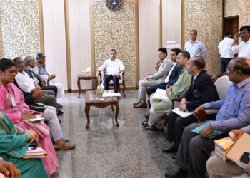 বই পড়ার অভ্যাস গড়তে সরকারের সঙ্গে কাজ করবে বিশ্বসাহিত্য কেন্দ্র