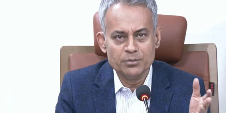 গ্যাসচালিত পরিবহনে বেশি ভাড়া নিলে ব্যবস্থা : সড়কমন্ত্রী