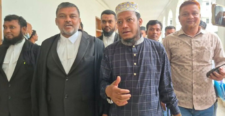 মানহানির মামলায় আমির হামজার আগাম জামিন