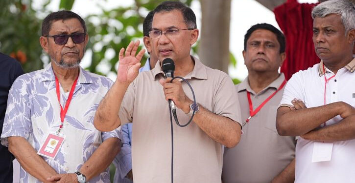 এক লাখ স্বাস্থ্যকর্মী নিয়োগের ঘোষণা প্রধানমন্ত্রীর