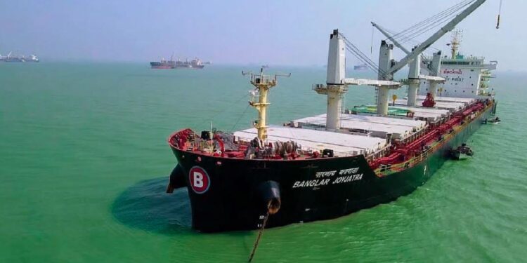 বাংলার জয়যাত্রা জাহাজকে হরমুজ পার হতে বাধা দিলো ইরান