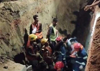 চট্টগ্রাম খননের সময় মাটি ধসে ২ শ্রমিক নিহত