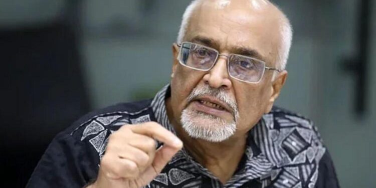 হরমুজের থেকেও বড় বাধা অন্তর্বর্তী সরকারের মার্কিন চুক্তি: দেবপ্রিয় ভট্টাচার্য