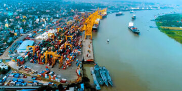 ১ লাখ টন ডিজেল নিয়ে চট্টগ্রাম বন্দরে ভিড়েছে তিন জাহাজ