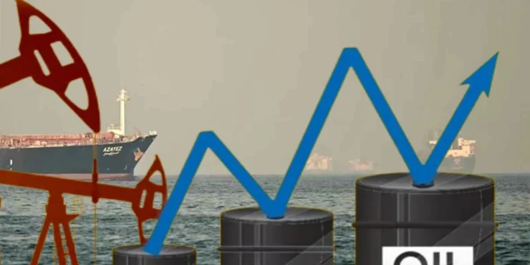 বিশ্ববাজারে আবারও ঊর্ধ্বমুখী তেলের দাম