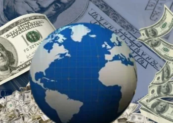 অর্থনীতির ভবিষ্যৎ কি বড় কোনো ঝুঁকির ইঙ্গিত?