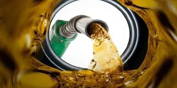 ১ হাজার ৬৯৮ কোটি টাকার জ্বালানি তেল কিনবে সরকার