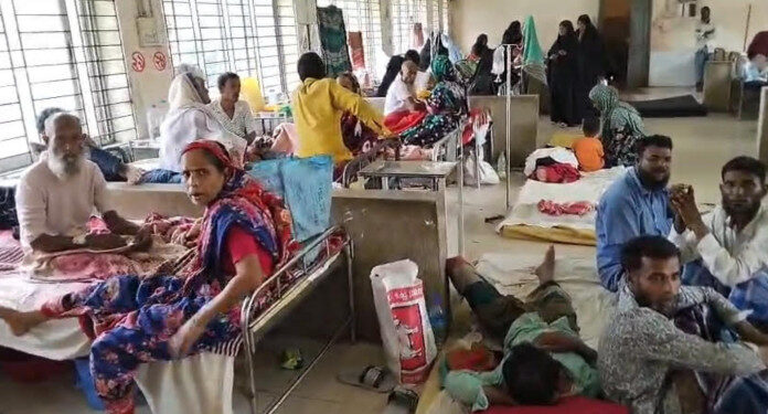 বিয়ে বাড়িতে খাবার খেয়ে বরসহ ২০ জন হাসপাতালে